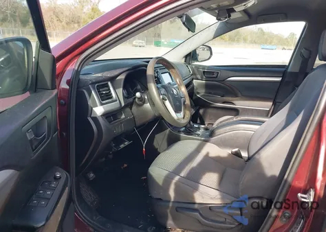 2015 Toyota Highlander Le из США, поврежденный, VIN 5TDZARFH2FS015952